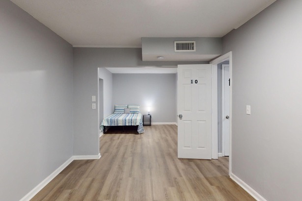 South Atlanta hallway and bedroom